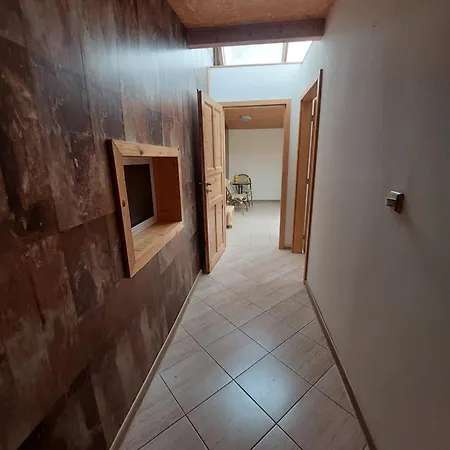Apartmanhotel V Zahradach *